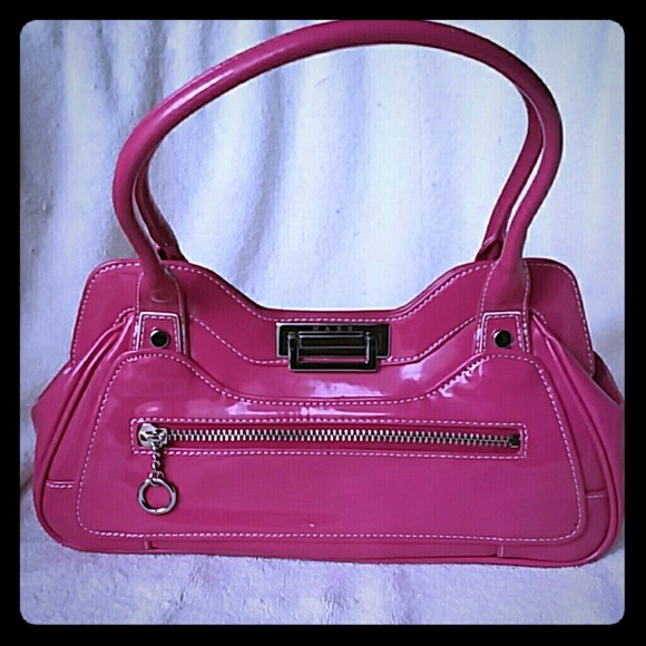 MAXX Handbags - MAXX NEW YORK BAG